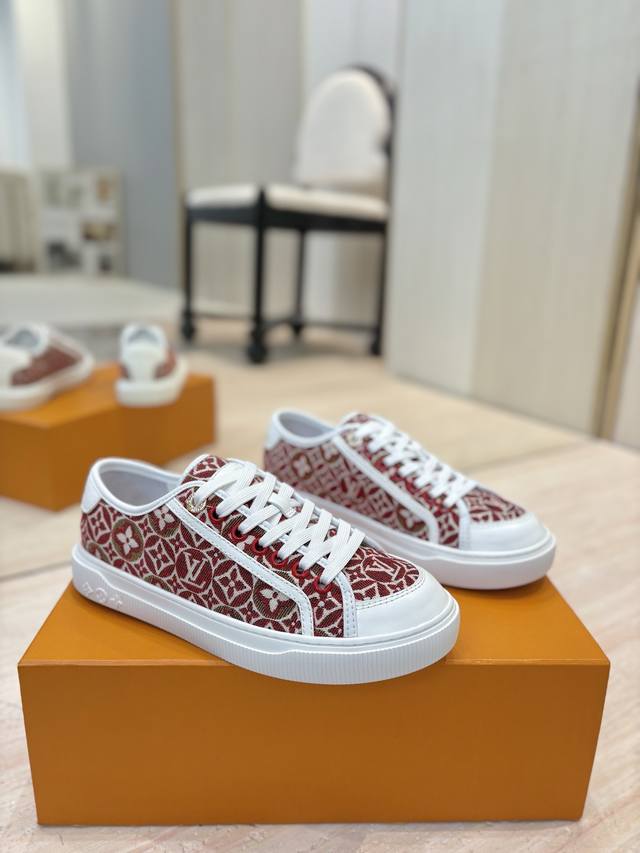 出厂价Pp： 情侣款、顶级版本 Lv路易威登L家 驴牌②⑤最新Lagoon系列 厚底丹宁牛仔布 压花 老花 厚底 休闲运动鞋 滑板鞋 原版购入开发 做货 这款L