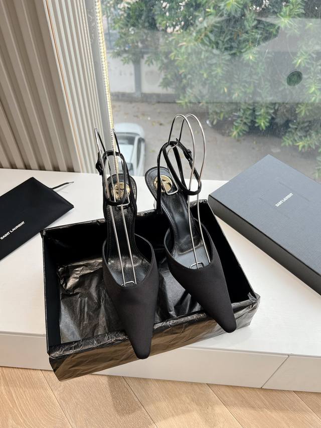 G085G988春季2025新款顶级品质Saint Laurent 圣罗兰Lee玛丽珍高跟单鞋凉鞋 Ysl姐姐的美丽尤物高跟鞋 又是人间圣罗兰 Rose同款的小
