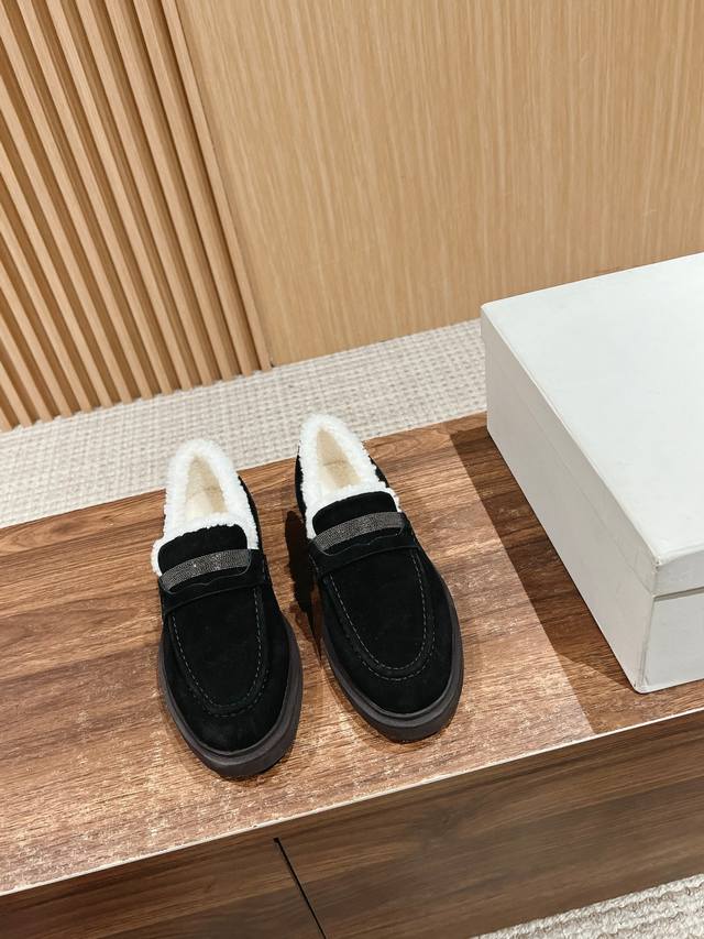 布鲁内诺库奇内利 国内外四季流行女款休闲运动鞋 本工厂P买回十多套原版，历经半年多的开发，匠心制作，每道工序都有专人验货，生产出了高品质的鞋大底1比1开模，所有