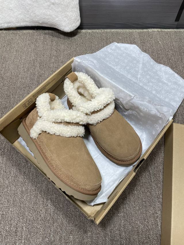 上新Ugg溢毛低帮，颜色：栗色，芥菜色 码数35～40。可订41 官网同款，拼接羊羔毛，毛茸茸，感觉萌萌哒