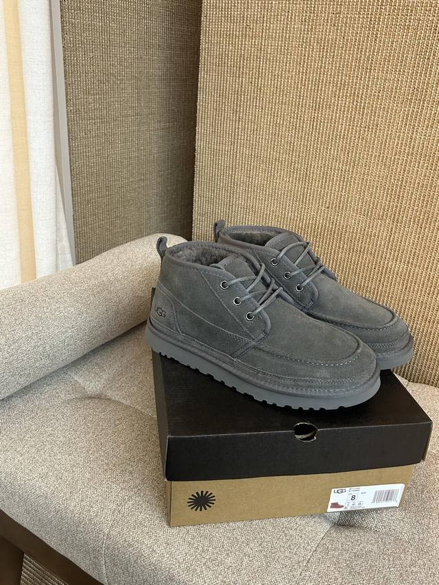 Ugg纽姆莫卡辛鞋，升级侧拉链款 经典小贝升级款 高丝光牛反绒材质 不冻脚过冬 必须把加毛的安排上 Size：39-44