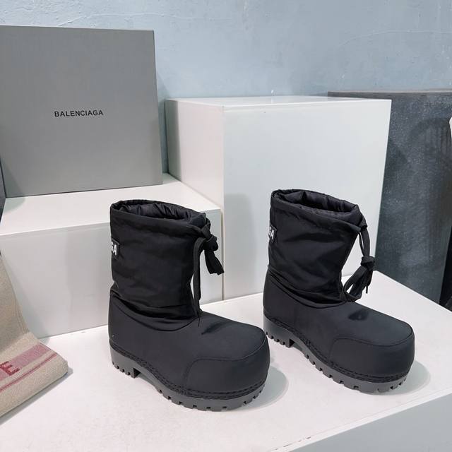 高品质出厂女 ！男390！顶级品质情侣款！Balenciaga巴黎世家25Ss秋冬新款雪地靴滑雪系列厚底大头防水羽绒靴！ Skiwear最新款阿拉斯加雪地靴 原