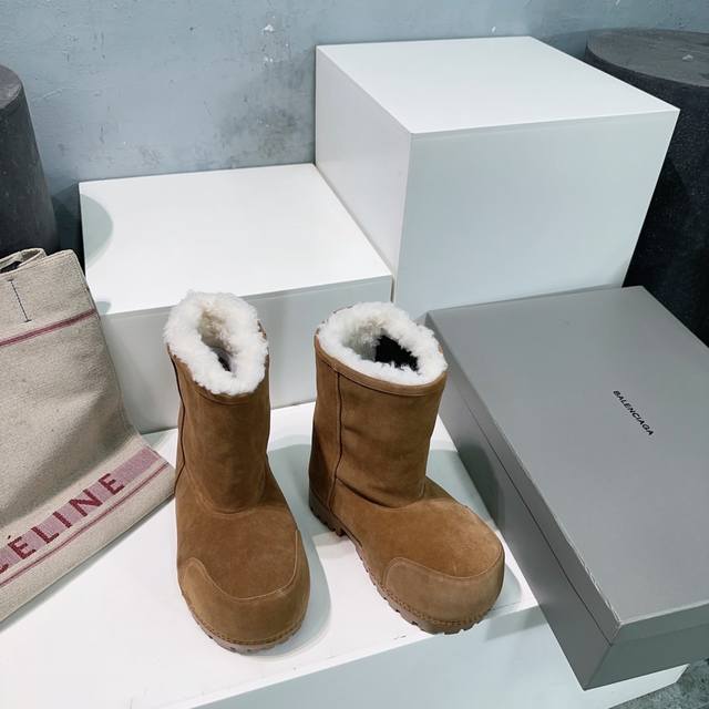 高品质出厂中 ！顶级品质情侣款！Balenciaga巴黎世家25Ss秋冬新款雪地靴滑雪系列高靴松糕厚底保暖大头靴！ Skiwear最新款阿拉斯加雪地靴 正品Rm