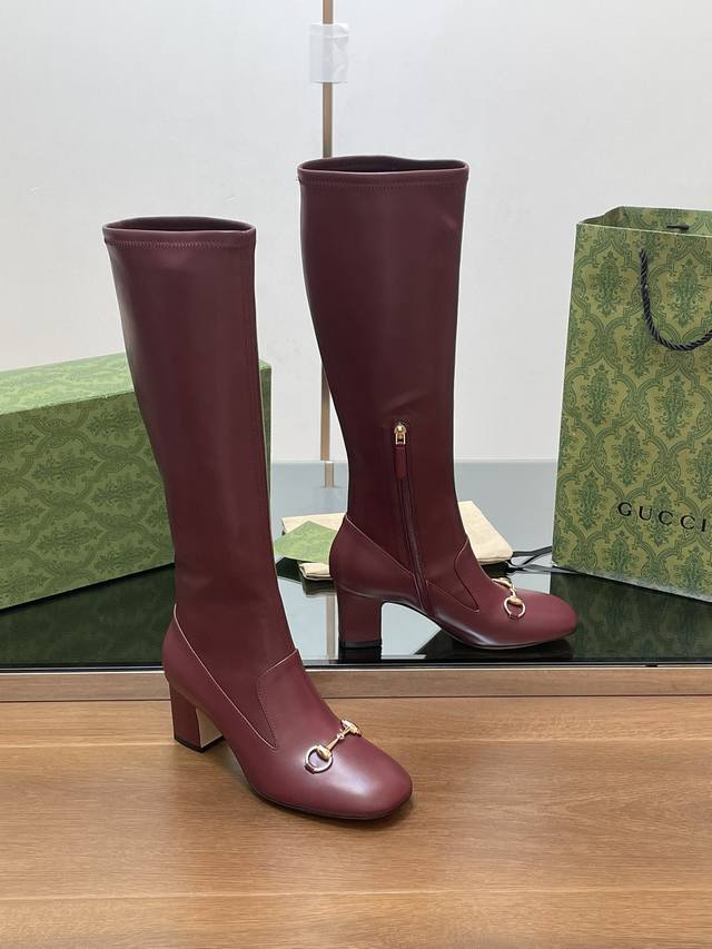 Guccl高端精品，古奇早秋新款马衔扣弹力高筒靴长靴及膝 冲量实价 经典粗跟方头踝靴原汁原味原单品质每个细节皆经过精心细致打造，可与Zg对比如一，无二品质！ 面