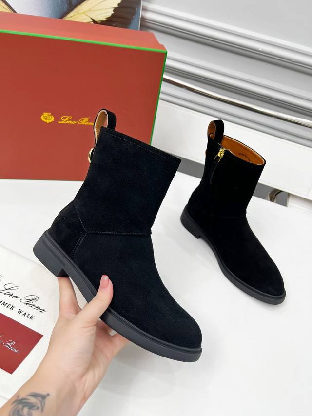 工厂P直销头层牛猄皮430G02代购级别所见即所得Loro Piana 诺悠翩雅 L S秋冬新款 Kilda踝靴侧拉链短靴 这款标志性踝靴采用打蜡牛皮革 绒面羊