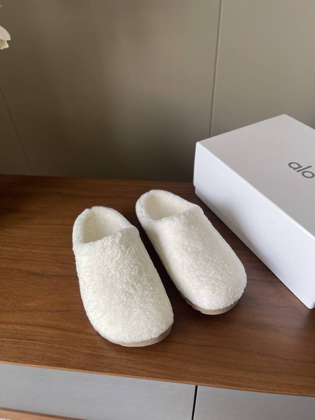 顶级品质 Alo*25Fw麂皮羊毛拖鞋 橡胶底 Size35 36 37 38 39 定40不退换