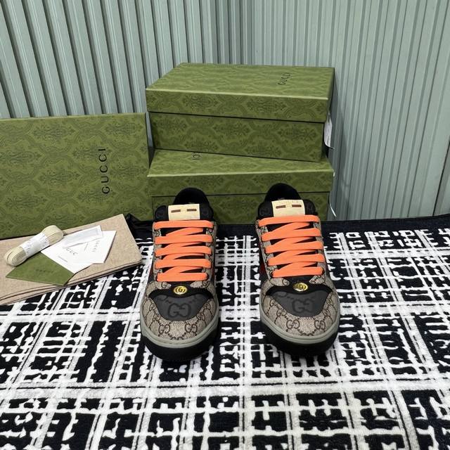 男 工厂P价P不减10 Gucc*小脏鞋顶级版全网颜色最齐全！档口里有原版欢迎随便来对比 面料1:A级头层磨砂皮 带毛孔 面料2:对版电脑刺绣双G布 内里：高密