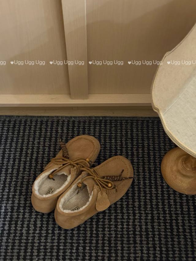 羊毛袋鼠勃肯全包 袋鼠勃肯全包 羊毛版本 版型特别正 上脚超级百搭 澳洲羊卷毛内里 质感超棒 Size：35 40