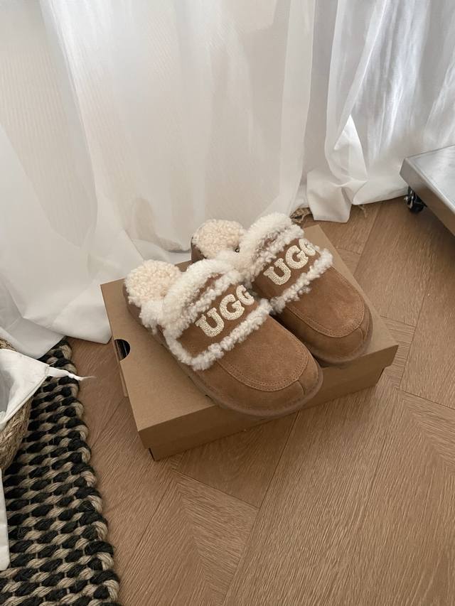 毛巾刺绣字母拖平底 一眼就上头的款式 特别百搭 胖胖的方圆头鞋 满满的慵懒感 羊毛边边Logo 简单大气 Size：35 40