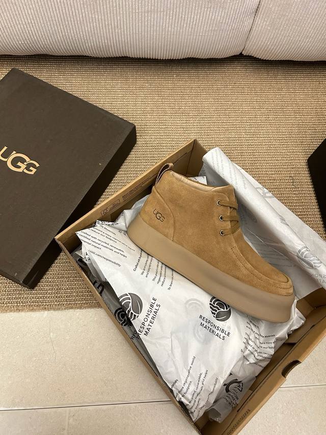 8010 复古英伦风男鞋 特别休闲百搭的一款男鞋 精选头层牛反绒 配色非常高级 橡胶防滑大底 脚感无敌的存在 内里真羊毛 冬季出街穿搭首选！ Size：39 4