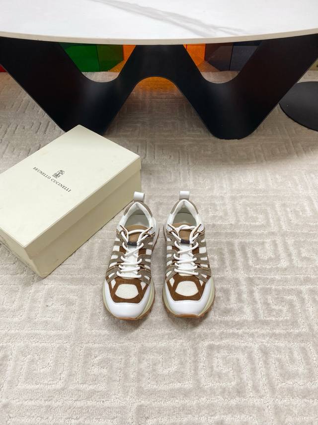 出厂女 ！男 ！小众潮牌情侣款！ Brunellocucinelli Bc25秋冬新款新品厚底阿甘休闲运动鞋 装饰镶珠运动鞋 原版一比一复刻高丝光牛反绒、羊皮拼