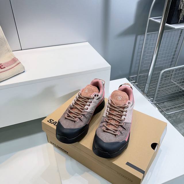 高品质出厂 ！顶级品质Salomon 25春夏最新火爆款松糕厚底登山鞋休闲运动鞋！ 萨洛蒙法国小众品牌，新作继承了诸多品牌制胜的流行元素，势必大热 帆，配有高度