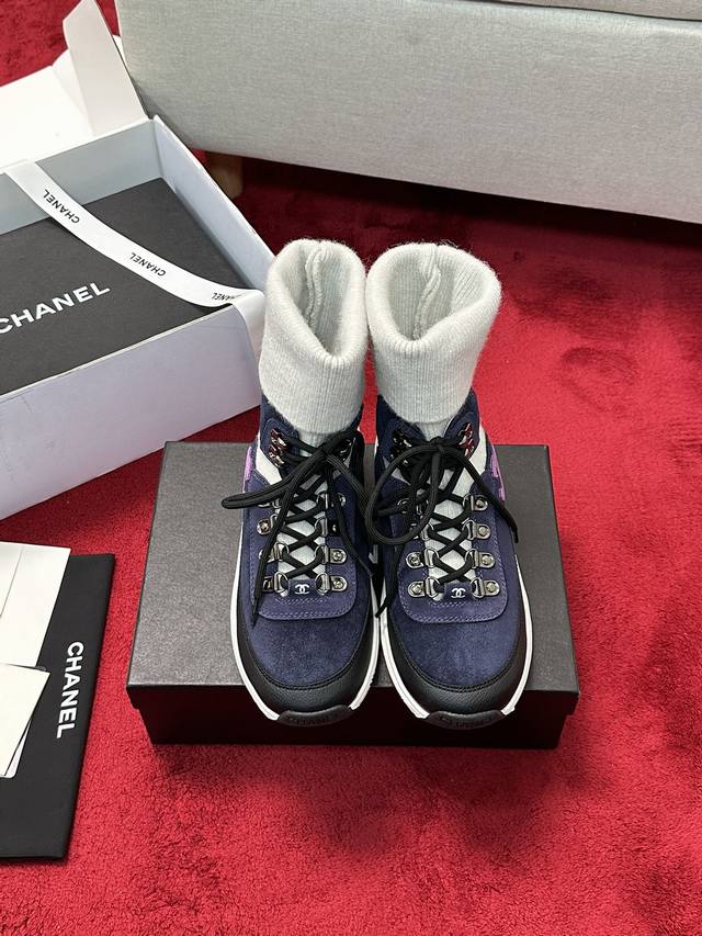 厂价 35-40 41 42订做 Chanel 香奈儿2B最新款连袜运动鞋 24B的新款连袜运动鞋一定是这一季最好穿的运动鞋！连袜款式设计也太好看啦~配短裤或者