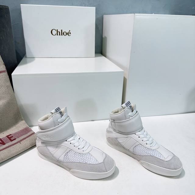 高品质出厂高帮布面 ！顶级品质Chloe 克洛伊 蔻依 25春夏新款德训鞋休闲鞋板鞋！低帮、高帮系列！ 原版鞋底，全手工穿线，所有的位置刚刚好 ，网红爆款，顶级