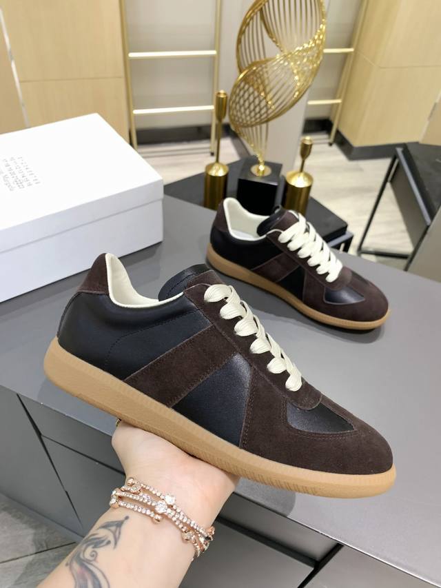 独家顶级版本 M*M6M*Aison M*Argiela~25Vs新款复古休闲系列 Maisonmargielamm6德训休闲板鞋 复古拼色休闲鞋 光听到复古风