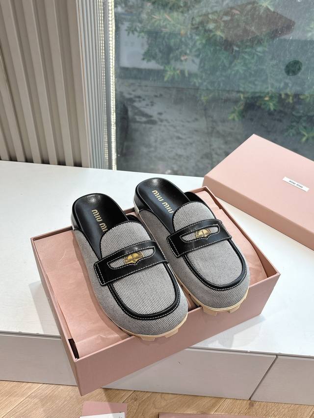 所见即所得G0286独家上新Miu Miu2025春夏系列厚底包头穆勒魔术贴拖鞋凉鞋 Zp开发 原版拆卸 对版编制版本 Miu真的太少女啦 鞋面：原版材质 鞋底