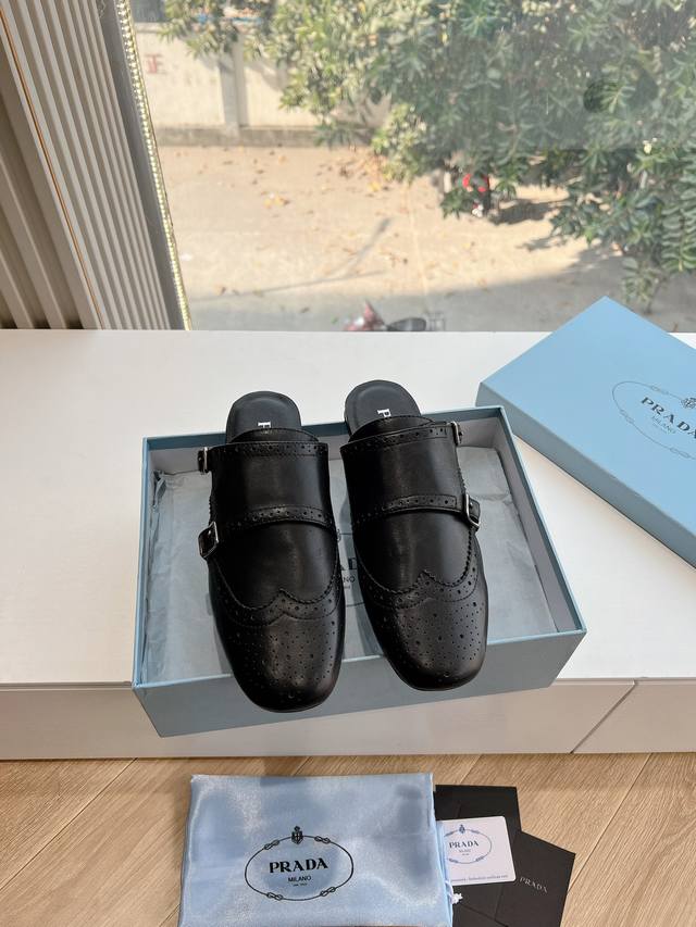 所见即所得G0286顶级品质Prad* 25Ss 普拉达走秀款复古流苏半拖鞋单鞋爆款！走秀款 复古感时髦满满 随意百搭 时尚休闲 独到味道，人人都爱也轻松驾驭