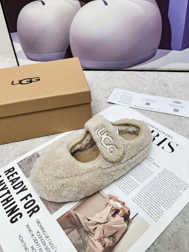 2025最火爆Ugg玛丽珍 懒人小平底4色. 二代 长期主义松弛感拿捏 面料纯羊毛。内里澳洲美利奴纯羊毛。 质感超棒 穿脱很随意的满帮鞋。 Size：35-40