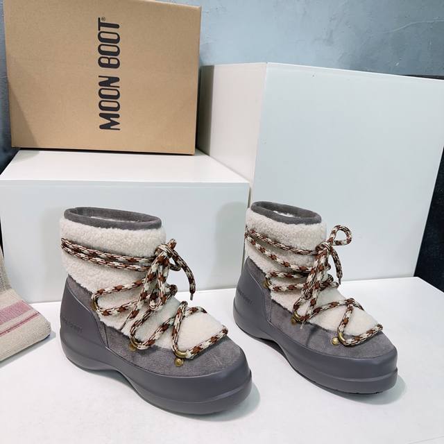 高品质出厂 ！顶级品质Moon Boot2025Ss秋冬新款厚底圆头小胖丁系带雪地靴系列 丑萌雪地短靴，另类的雪地靴又杀回来了！时髦人都在穿Moon 内增高4