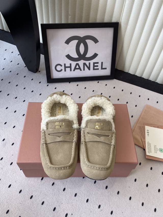 Miumiu秋冬新款羊毛乐福鞋鞋 高版本 明星网红大爱款 上脚舒适时尚暖和 进口A级羊毛鞋面 原版防滑耐磨大底 Size: 35-40