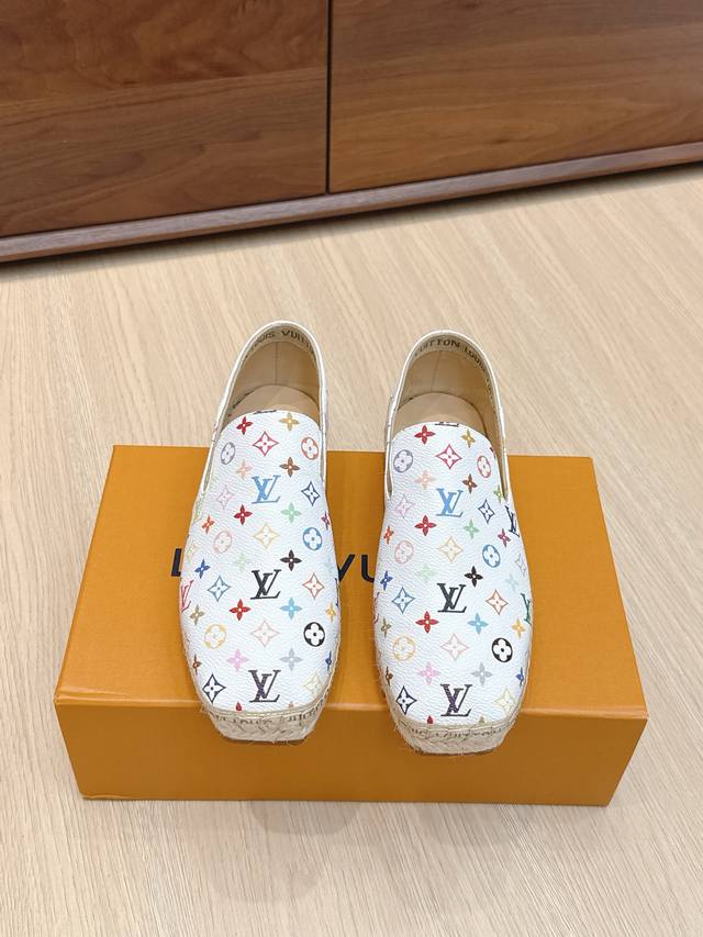 代购级 Lv 路易威登 X Tm 6Am 村上隆联名款樱桃凉鞋2025新款渔夫单鞋顶级版本原版一致 专柜主打最新款 Lv X Tm 6Am 村上隆联名款硬货上