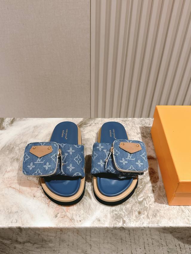 225 Lv路易威登驴家新品 顶级版本专柜主打最新款驴牌拖鞋 硬货上新口袋款 代购级别！高级感十足！国内外博主刷爆的一款，复古又时髦 上脚美炸了！官网主推款！