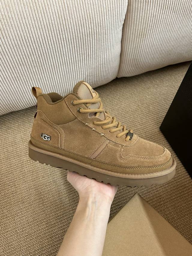 1144054 轻便海兰德 舒适平底纯色经典系带圆头时尚休闲鞋，牛剖层革鞋面搭配羊毛内里，Eva防滑大底，简洁剪裁质感满满，轻盈舒适透气 Size：39 45