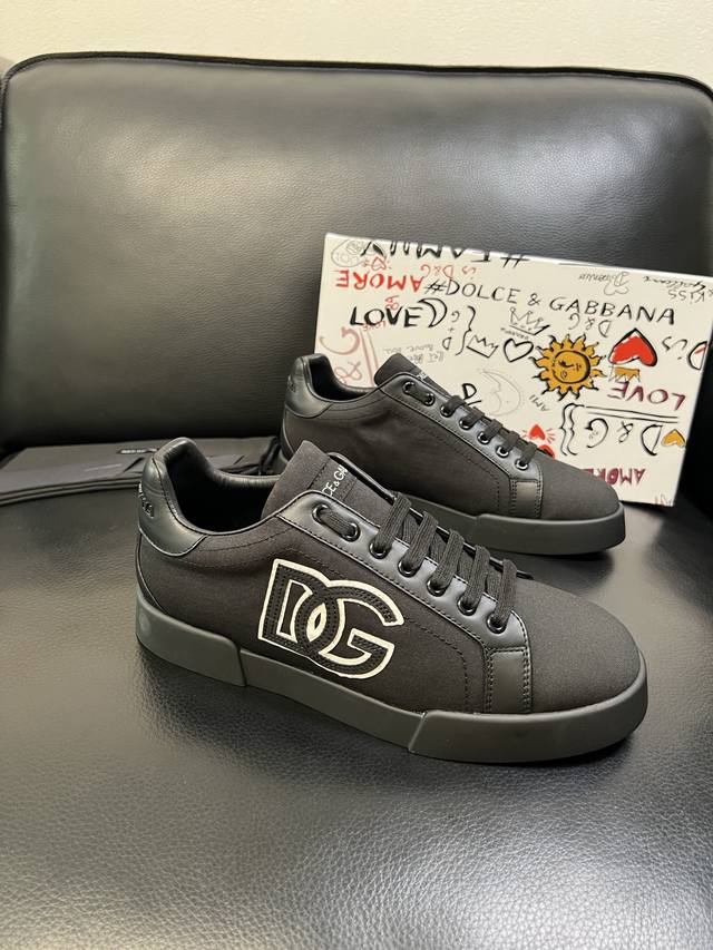 Dolce & Gabbana 高品质 顶级工艺品 杜嘉班纳 爆款专柜新品同步，鞋面意大利进口牛皮料，高品质复杂工艺，进口水染牛里垫，鞋底：原厂特供原版底，独家