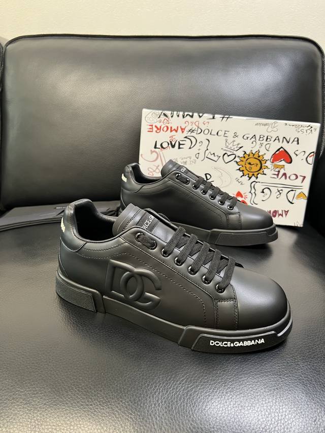 Dolce & Gabbana 高品质 顶级工艺品 杜嘉班纳 爆款专柜新品同步，鞋面意大利进口牛皮料，高品质复杂工艺，进口水染牛里垫，鞋底：原厂特供原版底，独家