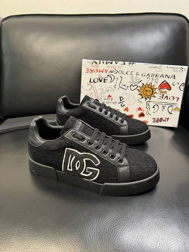 Dolce & Gabbana 高品质 顶级工艺品 杜嘉班纳 爆款专柜新品同步，鞋面意大利进口牛皮料，高品质复杂工艺，进口水染牛里垫，鞋底：原厂特供原版底，独家