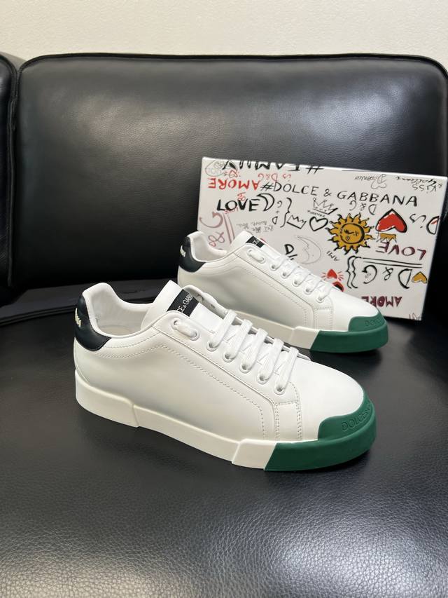 Dolce & Gabbana 高品质 顶级工艺品 杜嘉班纳 爆款专柜新品同步，鞋面意大利进口牛皮料，高品质复杂工艺，进口水染牛里垫，鞋底：原厂特供原版底，独家