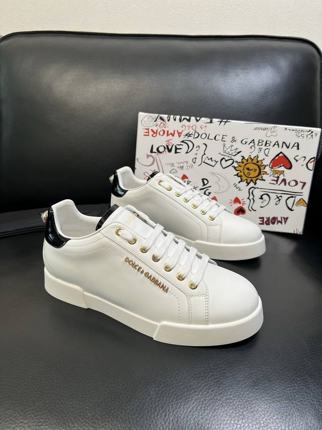 Dolce & Gabbana 高品质 顶级工艺品 杜嘉班纳 爆款专柜新品同步，鞋面意大利进口牛皮料，高品质复杂工艺，进口水染牛里垫，鞋底：原厂特供原版底，独家