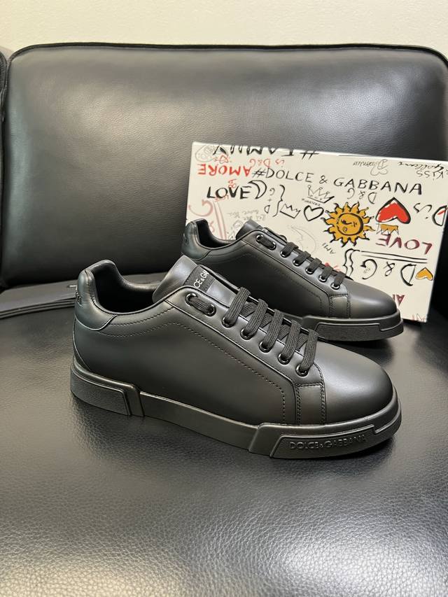 Dolce & Gabbana 高品质 顶级工艺品 杜嘉班纳 爆款专柜新品同步，鞋面意大利进口牛皮料，高品质复杂工艺，进口水染牛里垫，鞋底：原厂特供原版底，独家