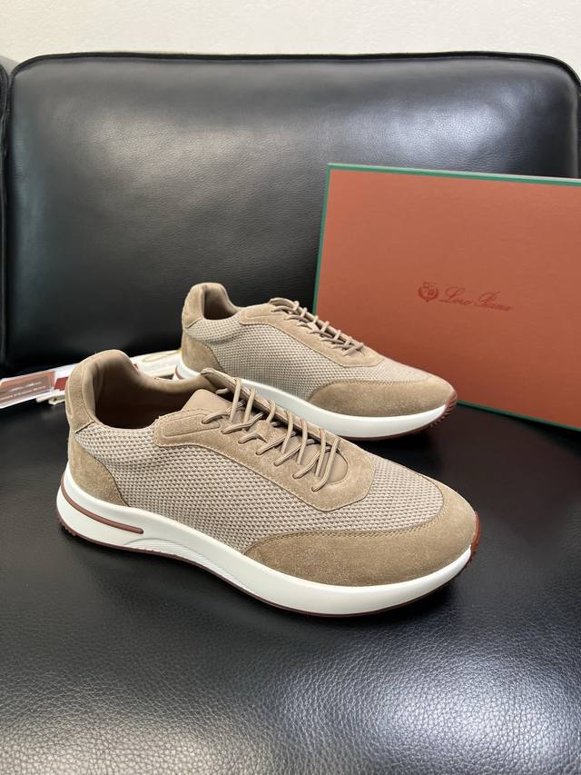 Loro Piana 高品质 顶级工艺品 诺悠翩雅 新品专柜同步原厂配置，鞋面意大利进口牛皮面料，高品质拼接工艺，鞋底：原厂特供原版底，独家活动成型底超级舒适，