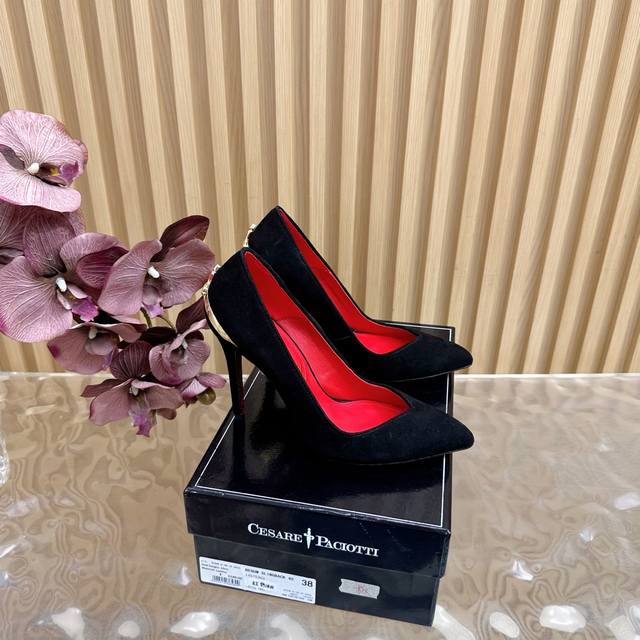 如果一定要受高跟鞋的累 那我就要Cesare Paciotti “插入心脏的利刃” Cesare Paciotti 匕首高跟鞋 绝版重金开模，对版工艺 全系列产
