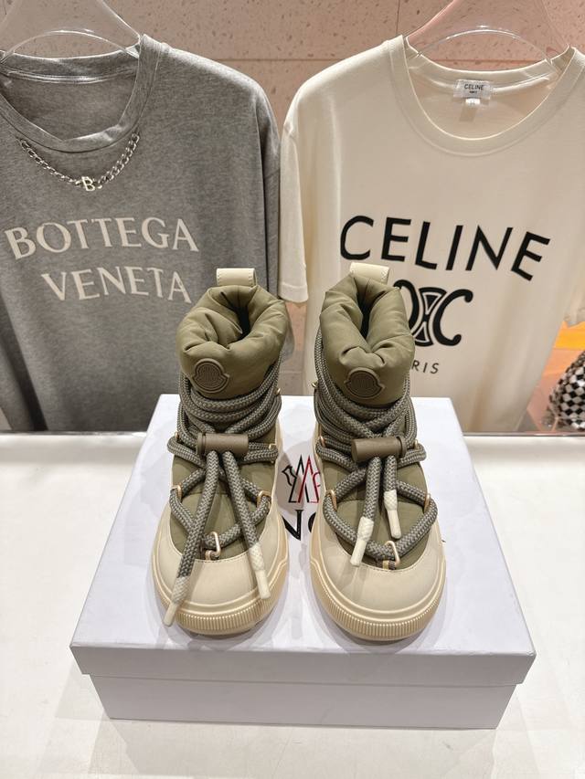 高版本出厂 Moncler 蒙口F029 2025Ss秋冬最新款厚底保暖绑带短靴雪地靴 奢华与功能的完美融合 行走的羽绒服:防水尼龙+鸭绒内里，-10℃也能暴走