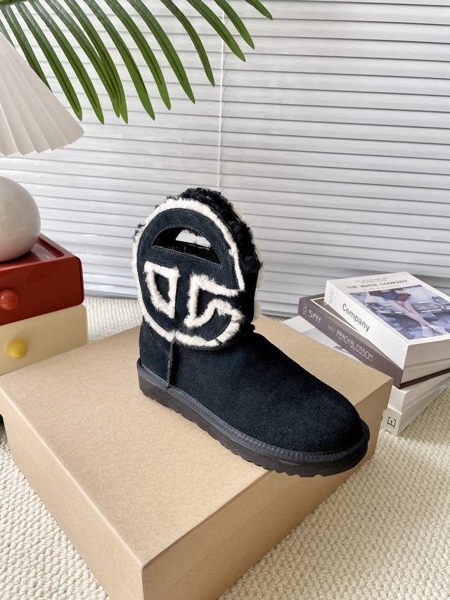 黑色经典牛反绒 秋冬款毛毛鞋雪地靴 舒适平底纯色圆头时尚休闲短靴 牛皮磨砂面+内里真羊毛 颜色：黑皮 黑色。栗色。牛仔布 码数35-40 40定做