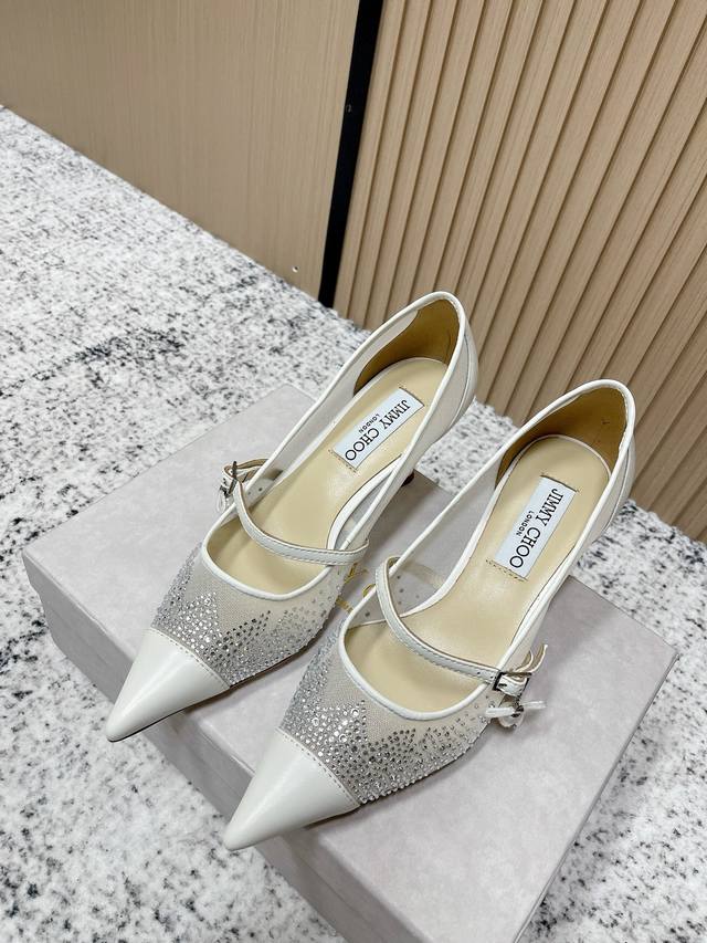 顶级品质： Jimmychoo Ss25 New Arrival～ 吉米周｜早秋新款高跟鞋 Jc这款尖头高跟鞋真的太美了～ 兼具性感与脚翘～尽显高级优雅气质 网