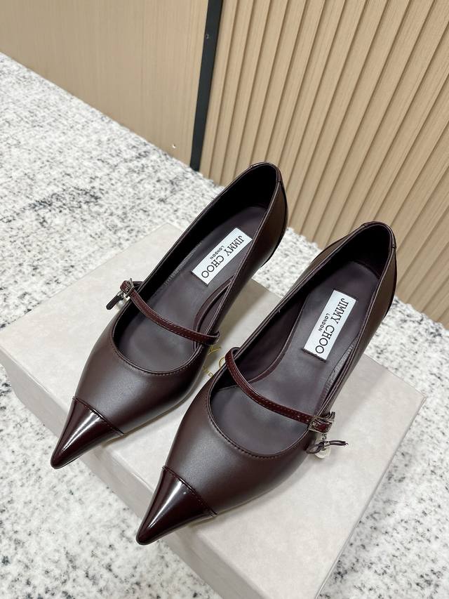顶级品质： Jimmychoo Ss25 New Arrival～ 吉米周｜早秋新款高跟鞋 Jc这款尖头高跟鞋真的太美了～ 兼具性感与脚翘～尽显高级优雅气质 小