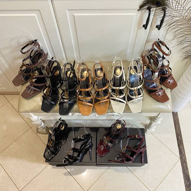 顶级版本，圣罗兰Ysl Saint Laurent新款高跟凉鞋，牛皮 漆皮，羊皮里，真皮大底，跟高9Cm，35-40码 41-43码定做不退换