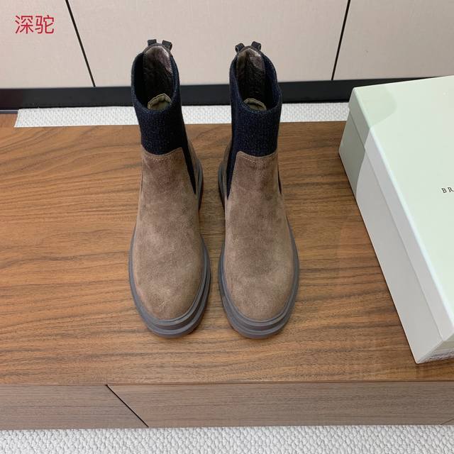 Brunell* Cucinell* 新款短靴。鞋面牛反绒，牛皮。羊皮内里，原版开模五金，橡胶大底。 码数：35-42 36、41、42定制不退换