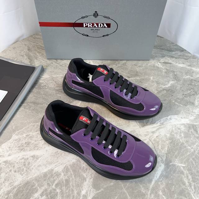 P家经典款 面：头层牛漆皮+品牌网布 里：进口Bk网布 垫：牛皮冲孔透气垫脚 底：原版开模花纹防滑橡胶底 原版包装 Size:35-45