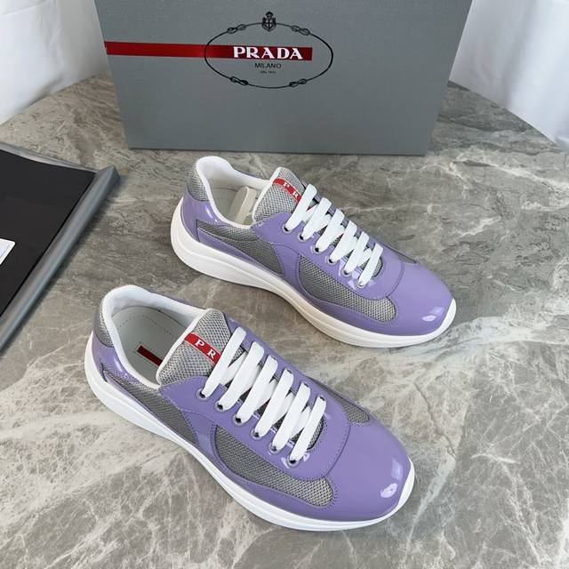 P家经典款 面：头层牛漆皮+品牌网布 里：进口Bk网布 垫：牛皮冲孔透气垫脚 底：原版开模花纹防滑橡胶底 原版包装 Size:35-45