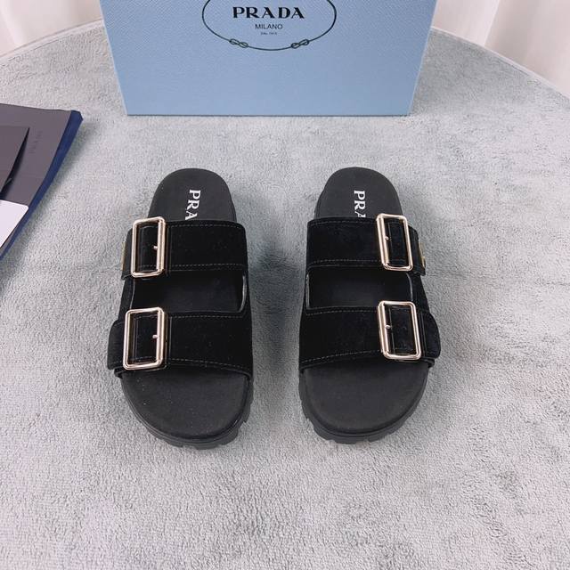 普拉达最新款 面：进口牛皮、牛反绒 里：进口水染环保羊皮 底：2厘米橡胶凹凸花纹鞋底 Size：35-41