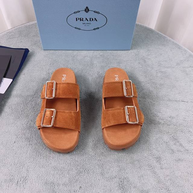 普拉达最新款 面：进口牛皮、牛反绒 里：进口水染环保羊皮 底：2厘米橡胶凹凸花纹鞋底 Size：35-41