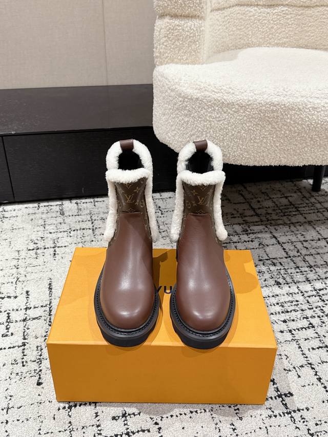 Louis Vuitton 秋冬新款 25 Lv Beaubourg 羊毛口切尔西及踝靴松紧带棋盘格老花皮拼色厚底高跟切尔西短靴 本款 Lv Beaubourg