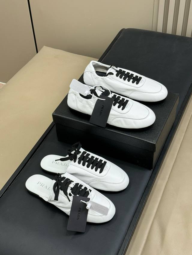 单鞋380拖鞋 Prada普拉达P家26Ssfw～New新款系带玛丽珍休闲鞋芭蕾舞鞋小皮鞋，低调奢华懒人鞋，富人的不二选择！ 软胶底素有踩云感之称～舒适度百分百