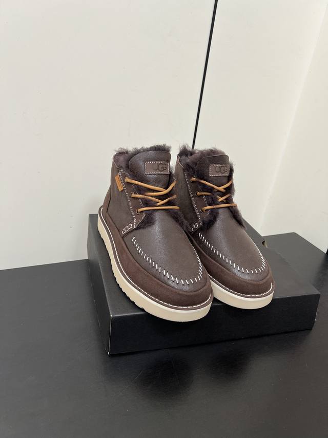 Ugg2025冬季男士纽姆手作环保款 男士雪地靴｜男款 男士系带短靴 以羊皮毛一体的奢宠质感 +Eva防滑大底 这个冬天，让它承包你所有不冻脚的舒适出行，必须把