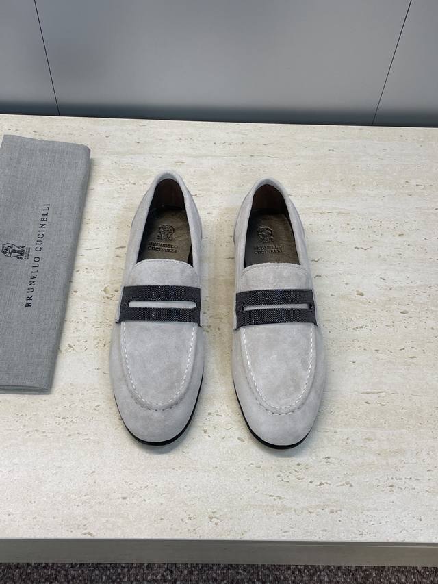 Brunello Cucineli 布鲁内诺库奇内利2025秋冬新款串珠女鞋 Bc 平底圆头复古乐福单鞋 材质：鞋面进口小牛皮 进猄麂皮+水染羊皮内里+意大利注