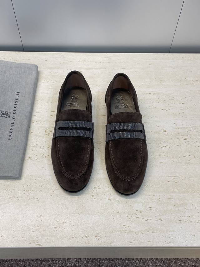 Brunello Cucineli 布鲁内诺库奇内利2025秋冬新款串珠女鞋 Bc 平底圆头复古乐福单鞋 材质：鞋面进口小牛皮 进猄麂皮+水染羊皮内里+意大利注